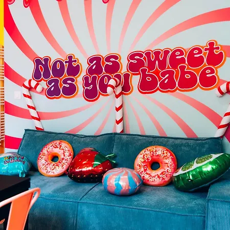 Capsule Bonbon - Balneo - Sauna - Billard - Nintendo Switch Apartment