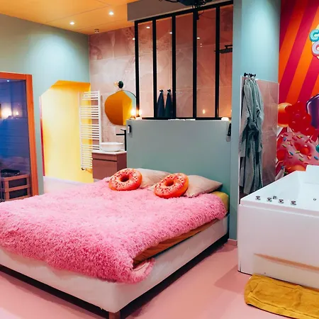 アパート Capsule Bonbon - Balneo - Sauna - Billard - Nintendo Switch *